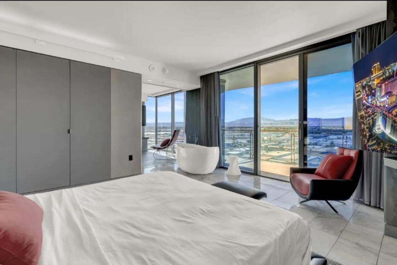 Suite with Balcony