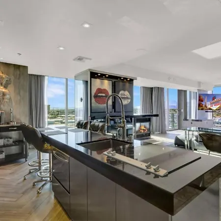 The Adele Palazzo Suite At Palms Place-2